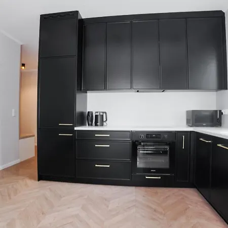 Olivia - Acco Rent Apartment