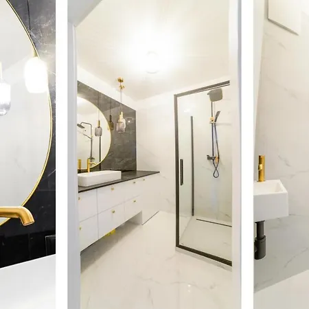 Olivia - Acco Rent Apartment
